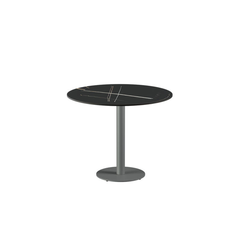 Mesa para terraza cervecera ALFA R sobre gris de cuarzo sinterizado