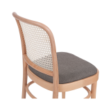 La silla de restaurante de madera LOOMI 811 rattan asiento gris